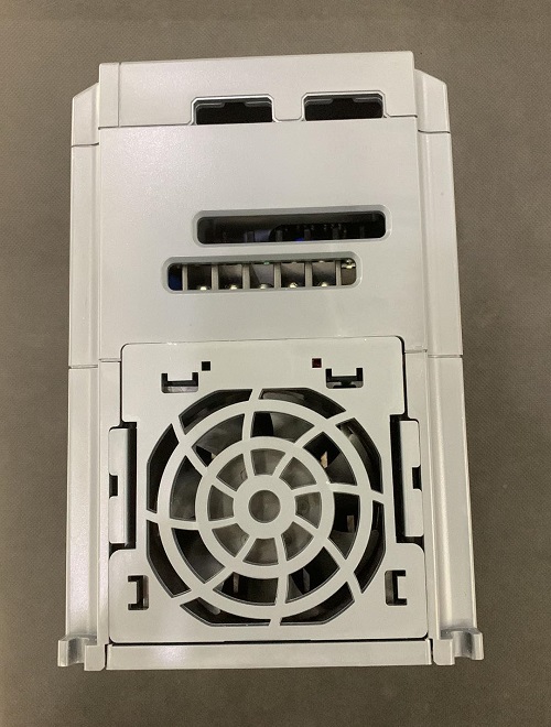 Biến tần LS LSLV0015G100-4EONN